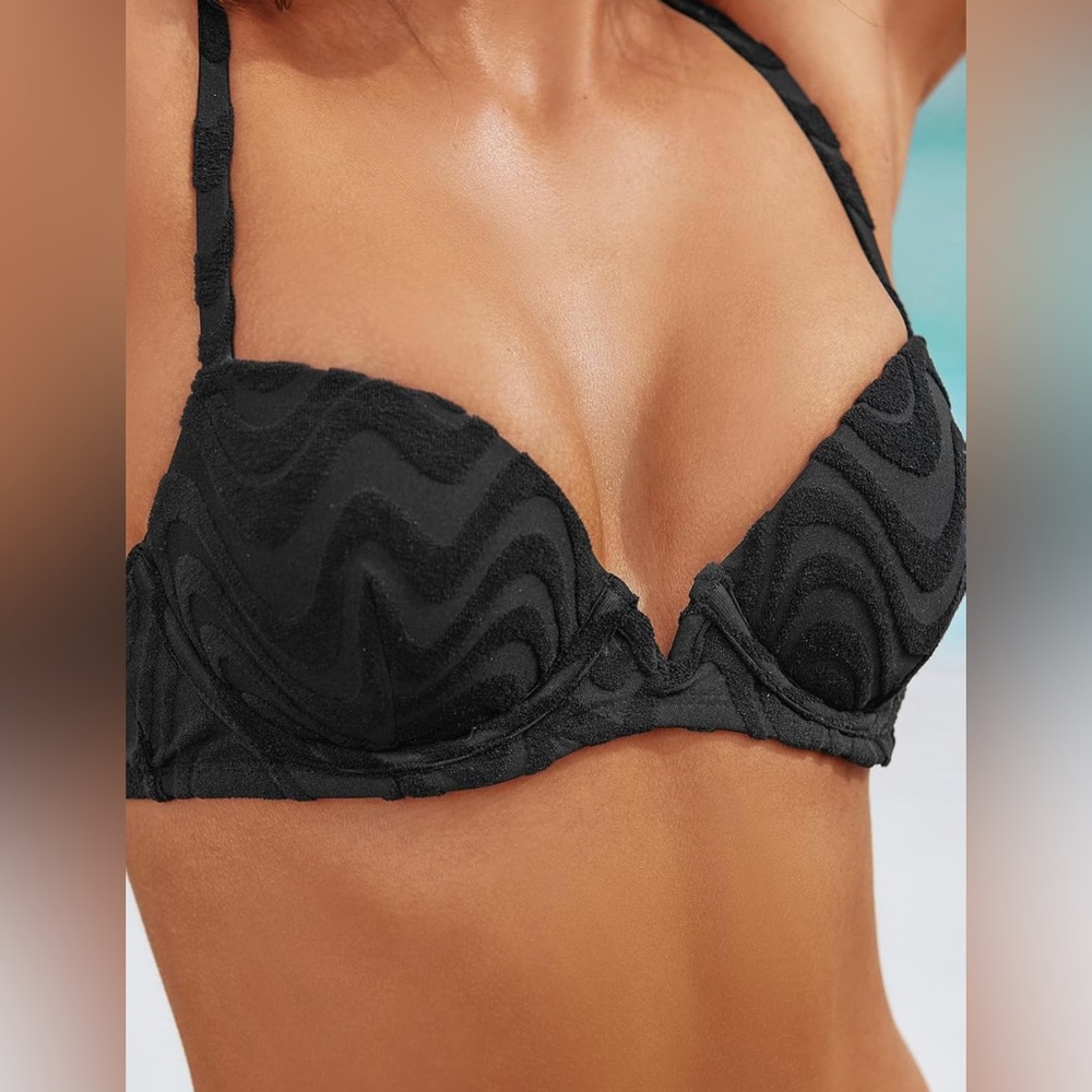 NWT Women's Bikini Top‎ Push Up Water Ripple Print SIZE LARGE